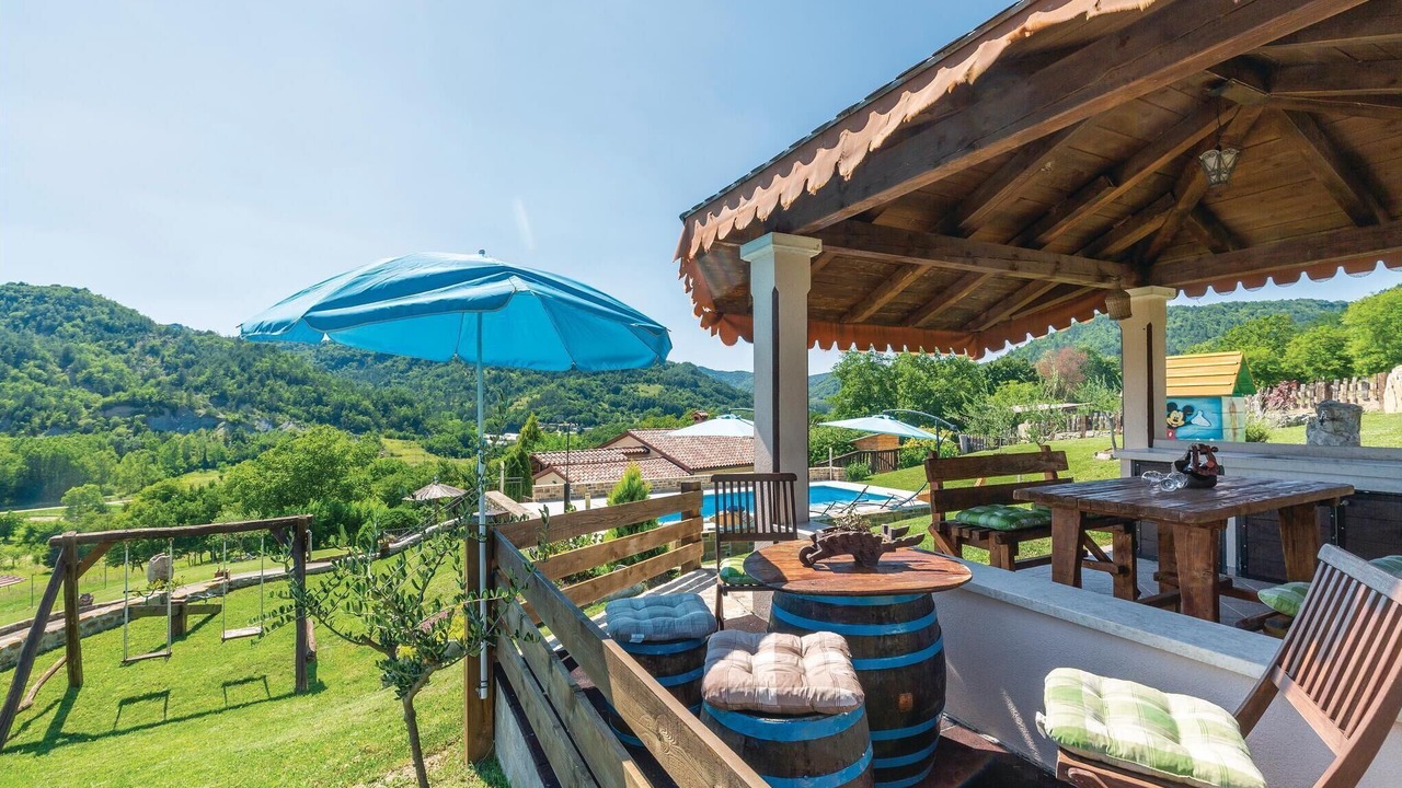 Photo of Outdoor in Gracisce