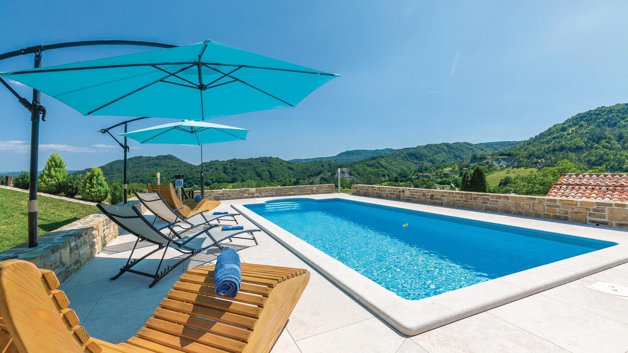 Photo of Outdoor in Gracisce