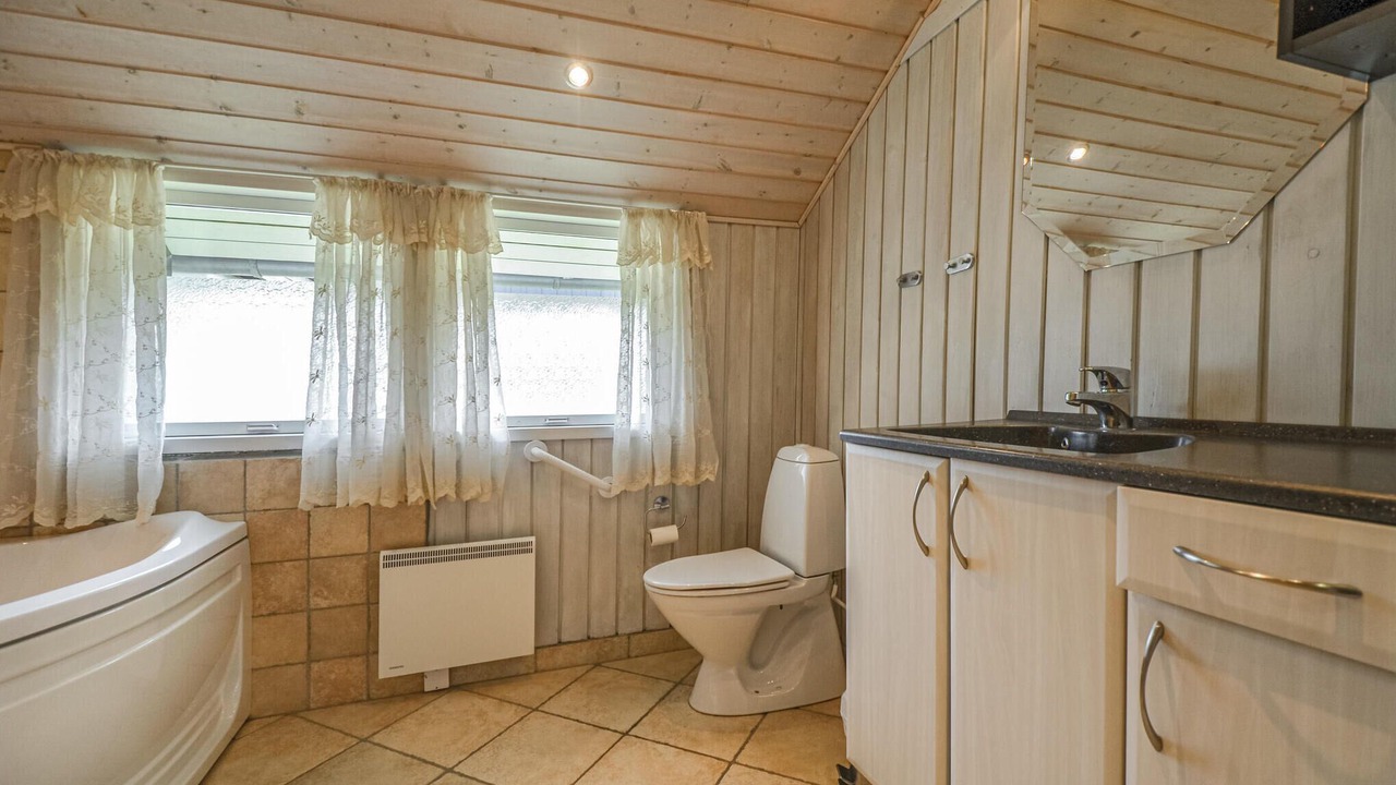 Photo of Bathroom in Knebel