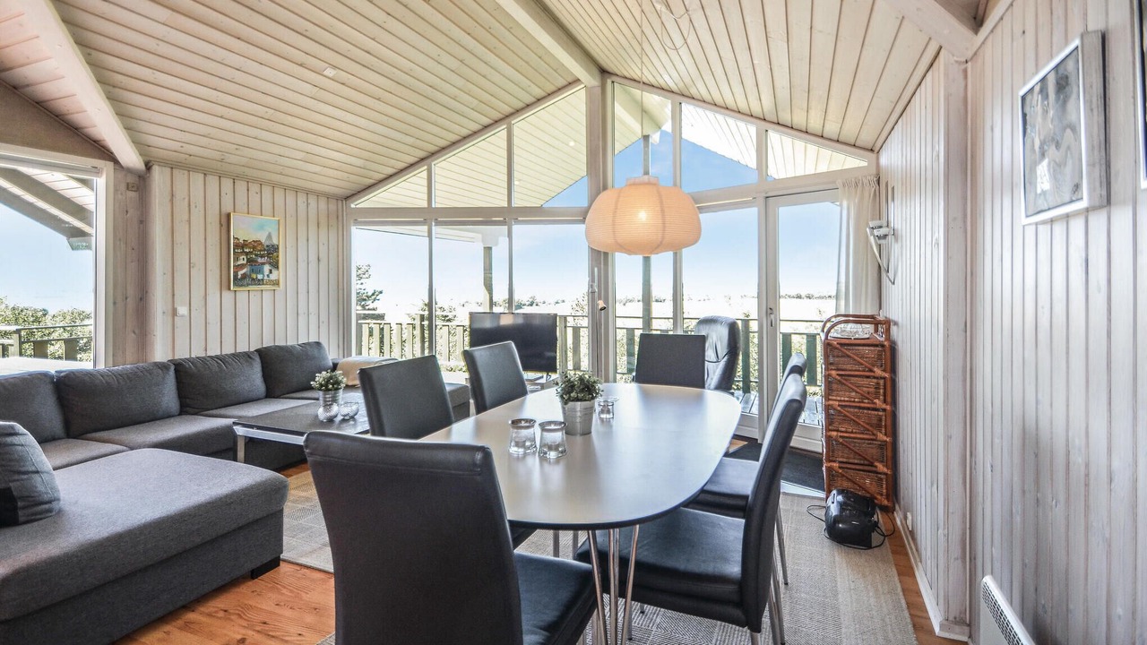 Photo of Others in Knebel