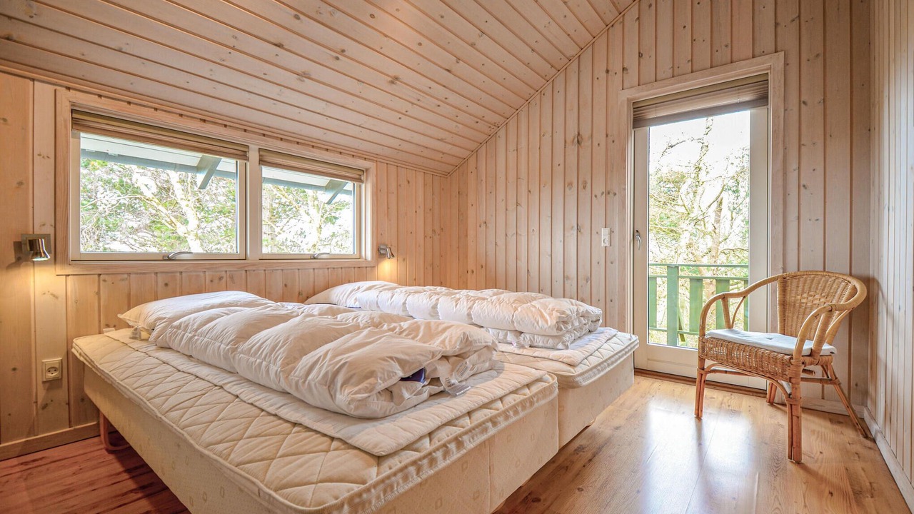 Photo of Others in Knebel