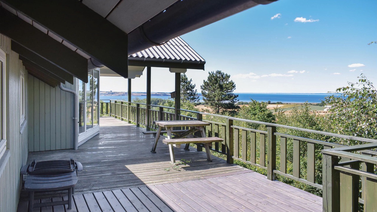 Photo of Others in Knebel