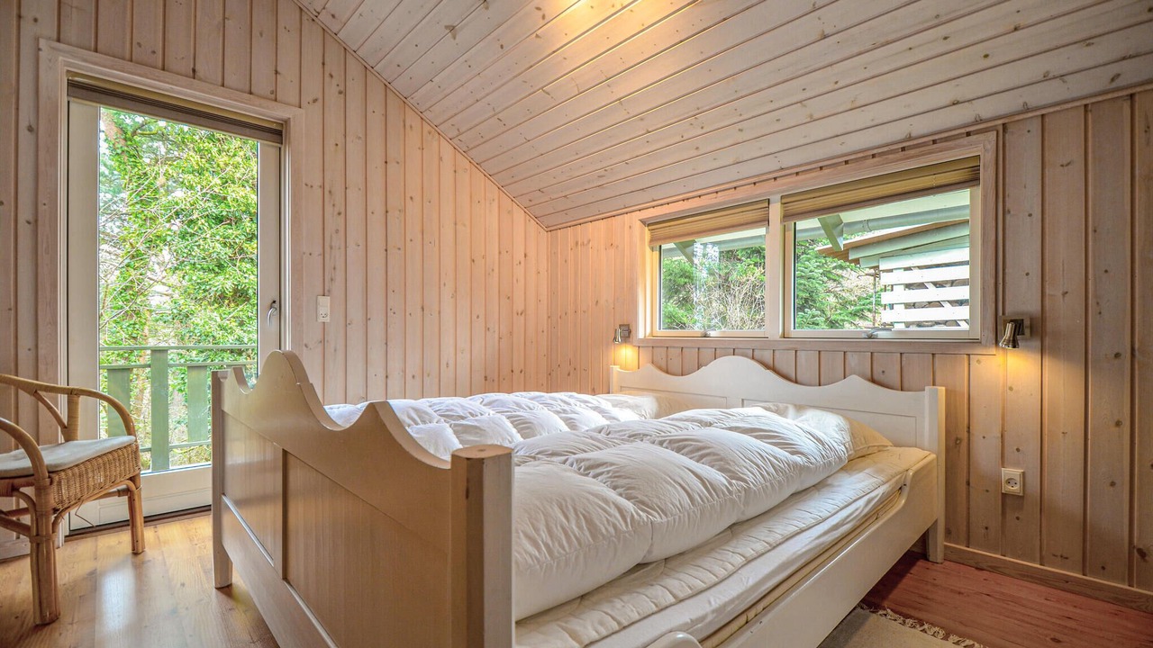 Photo of Others in Knebel