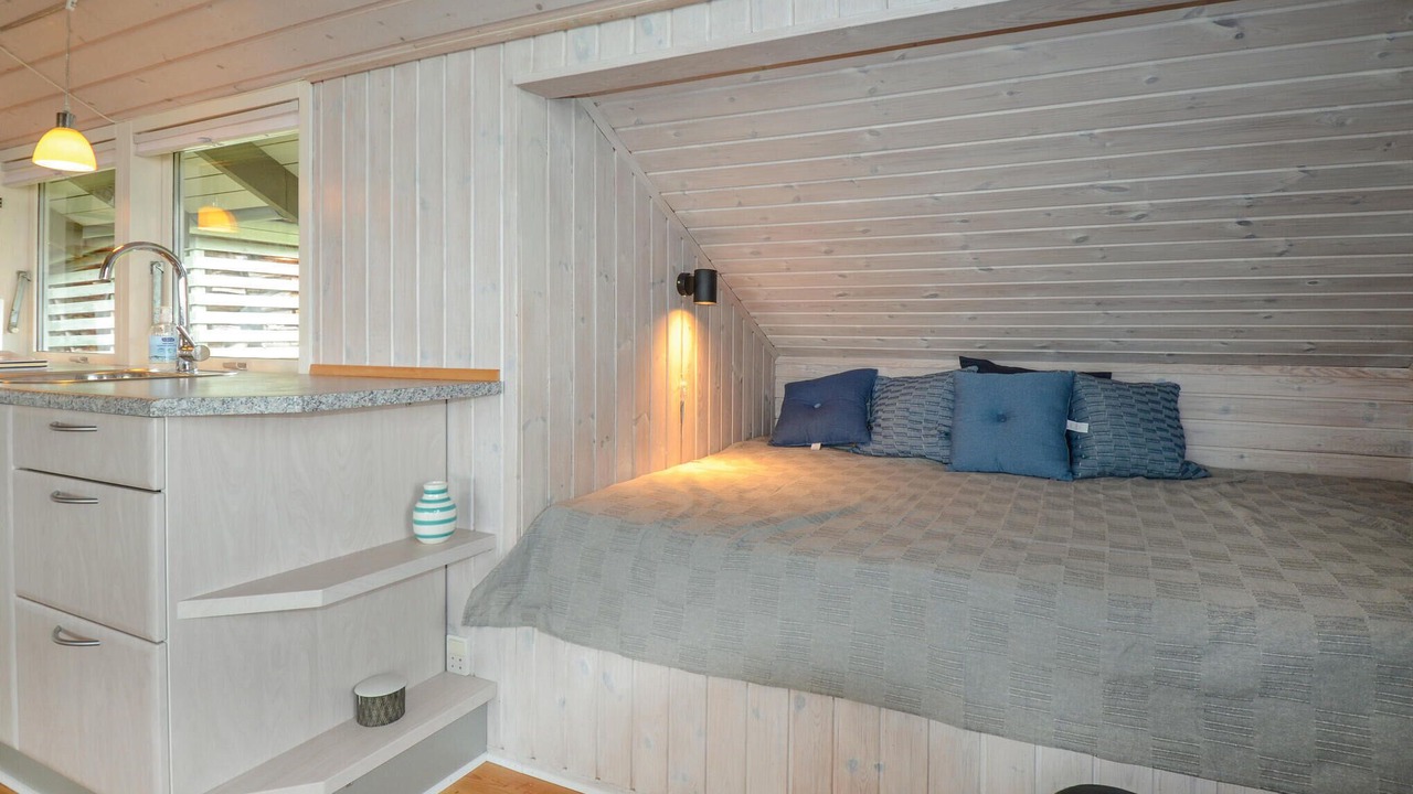 Photo of Others in Knebel