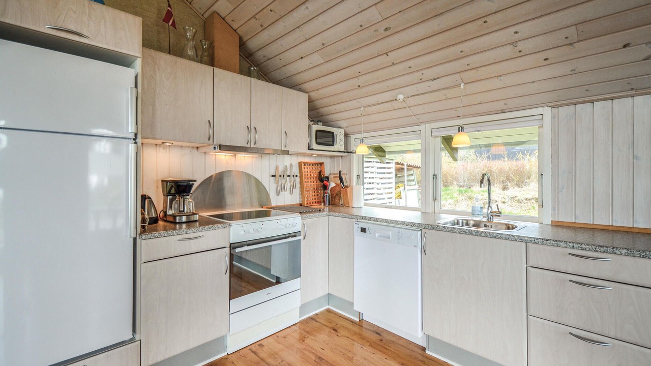 Photo of Others in Knebel