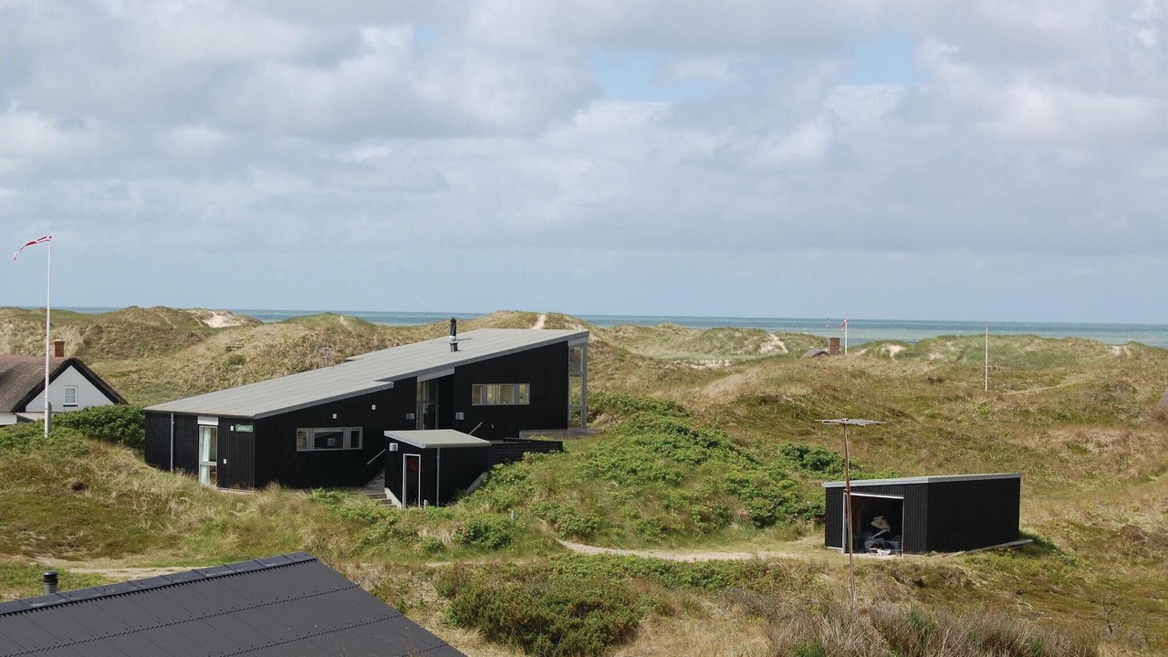 Photo of Others in Houvig Strand