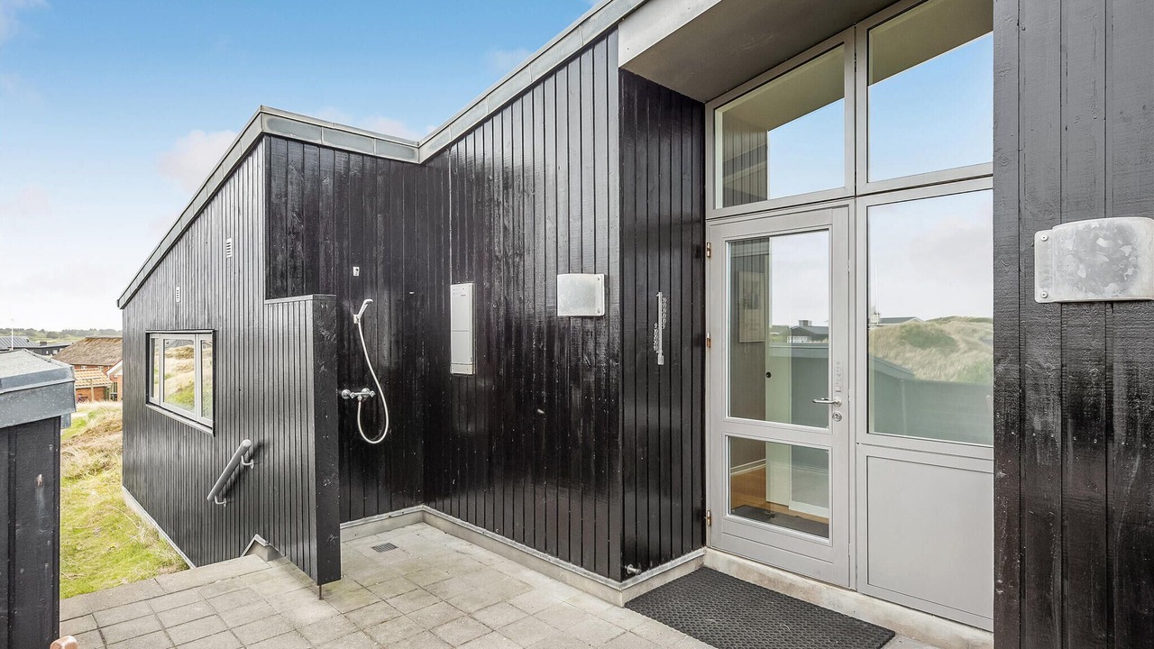 Photo of Others in Houvig Strand