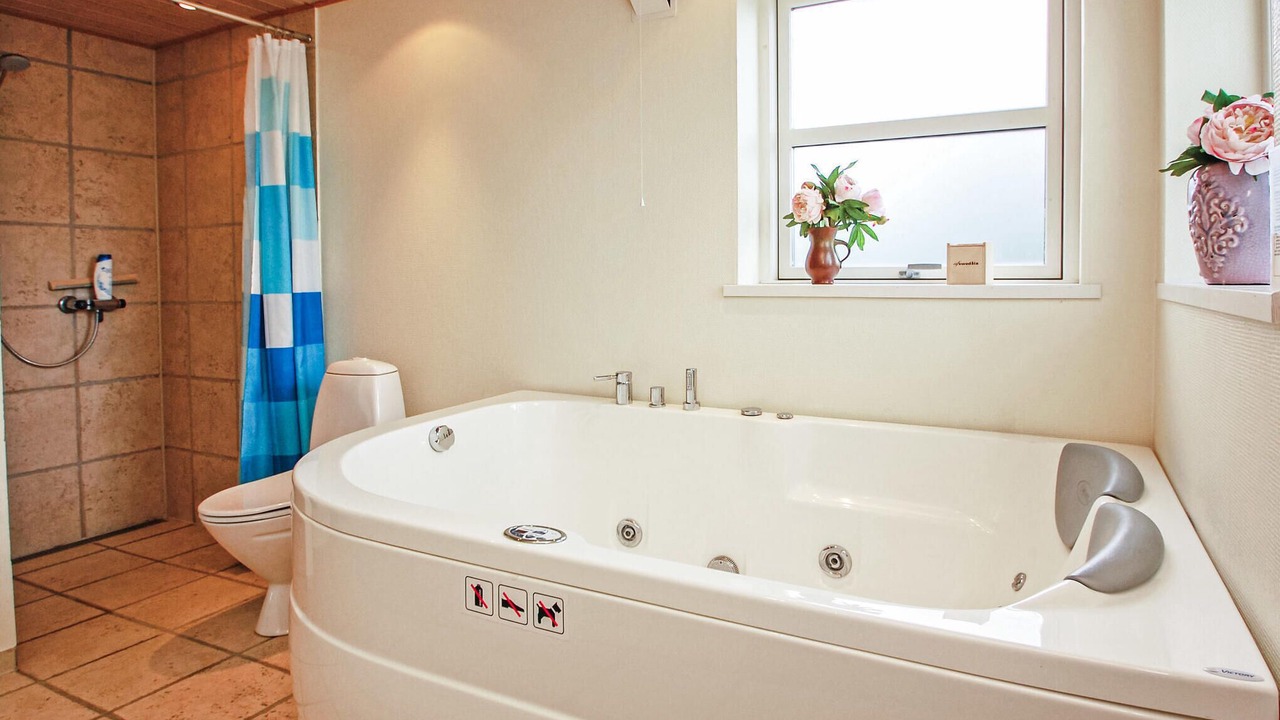 Photo of Bathroom in Aabenraa