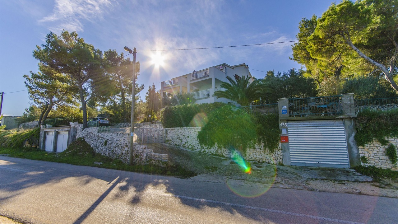 Photo of Outdoor in Slatine