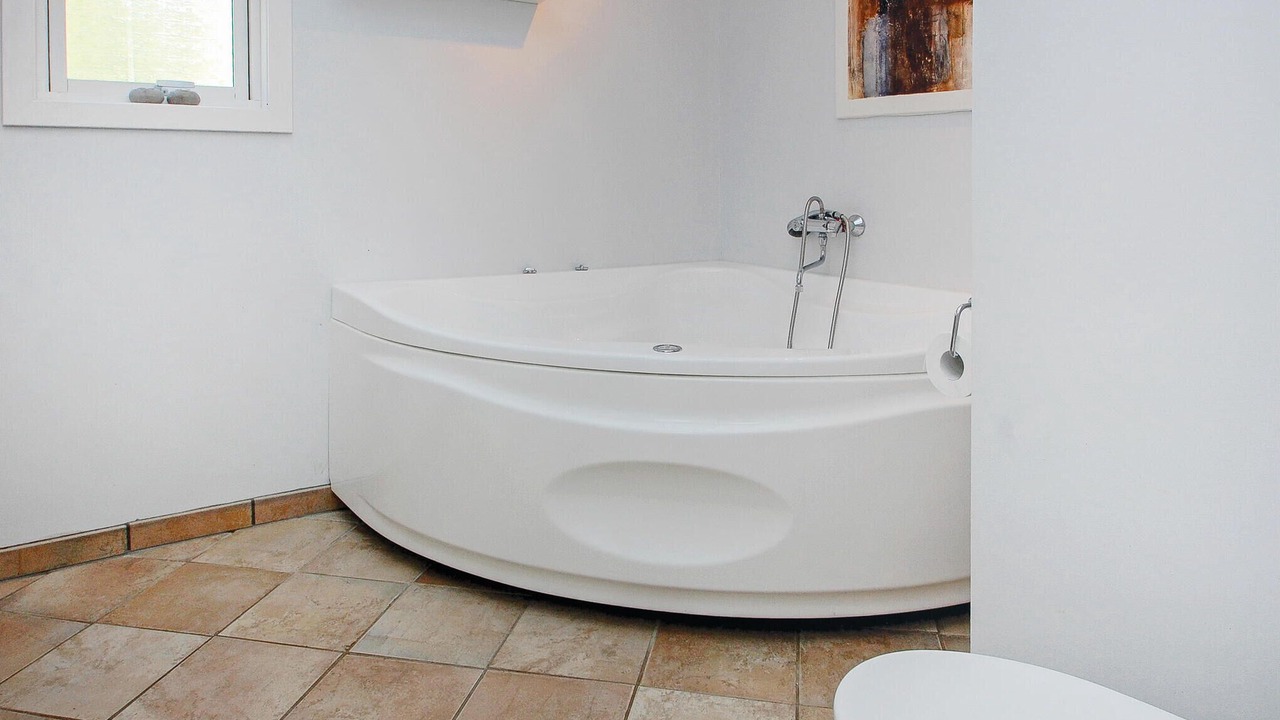 Photo of Bathroom in Flovt Strand