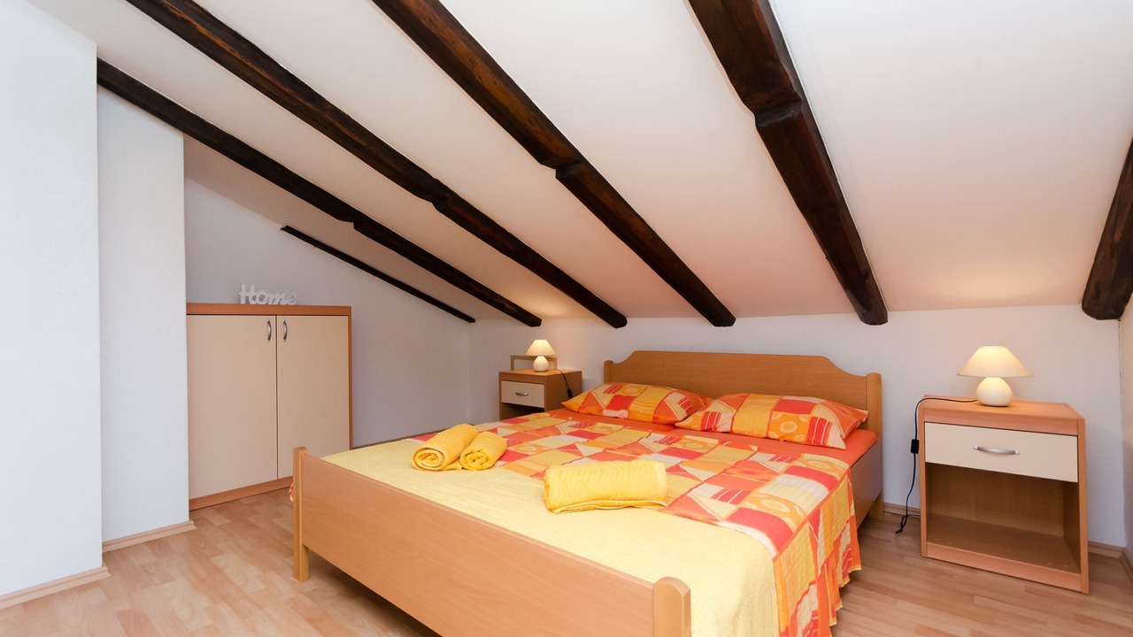 Photo of Bedroom in Punat
