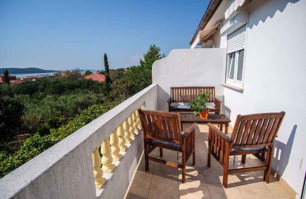 Photo of Patio Balcony in Barbat na Rabu