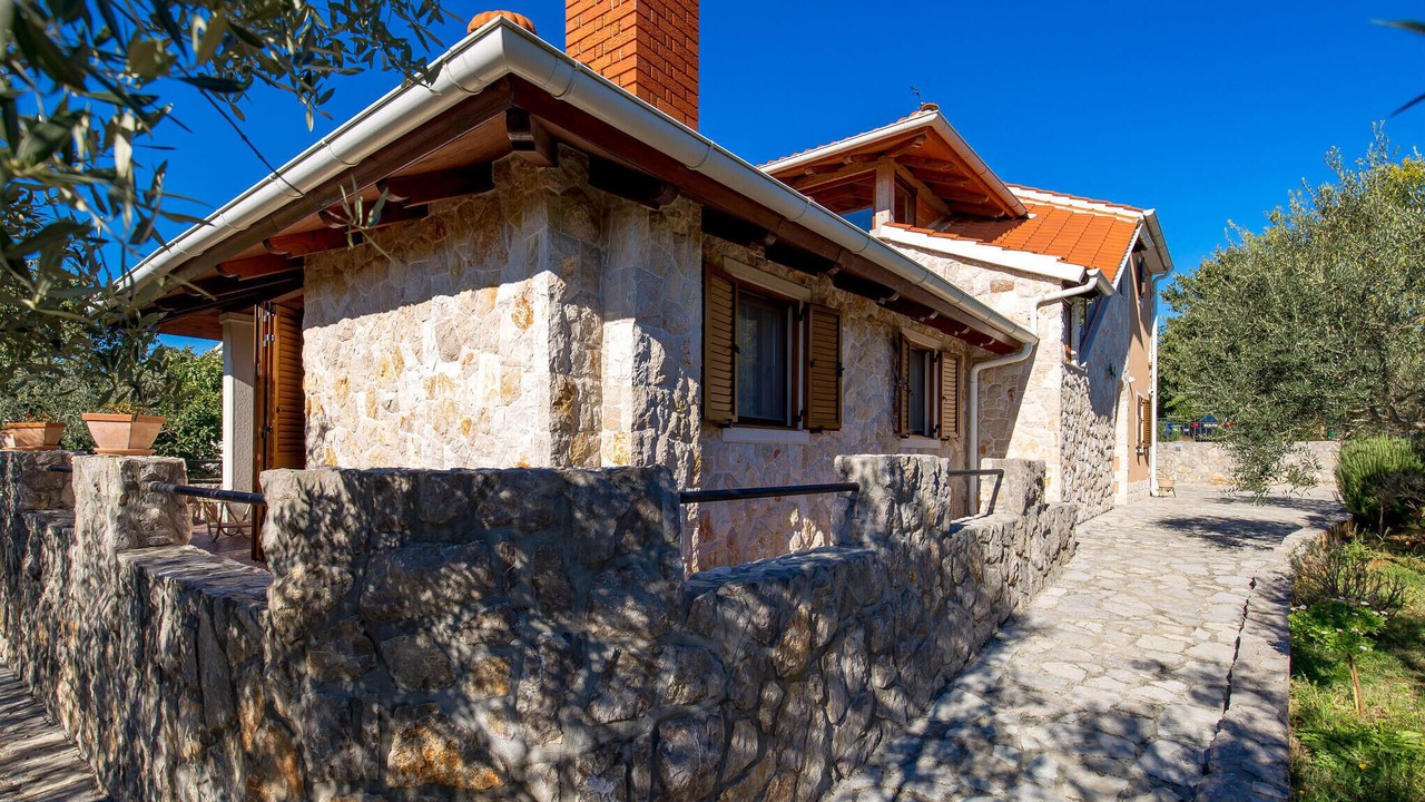 Photo of Outdoor in Linardici