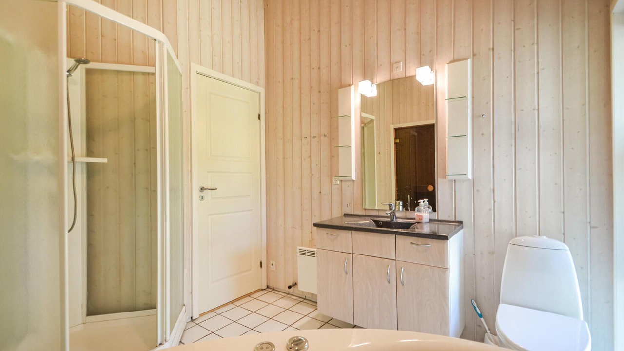 Photo of Bathroom in Sønderstrand
