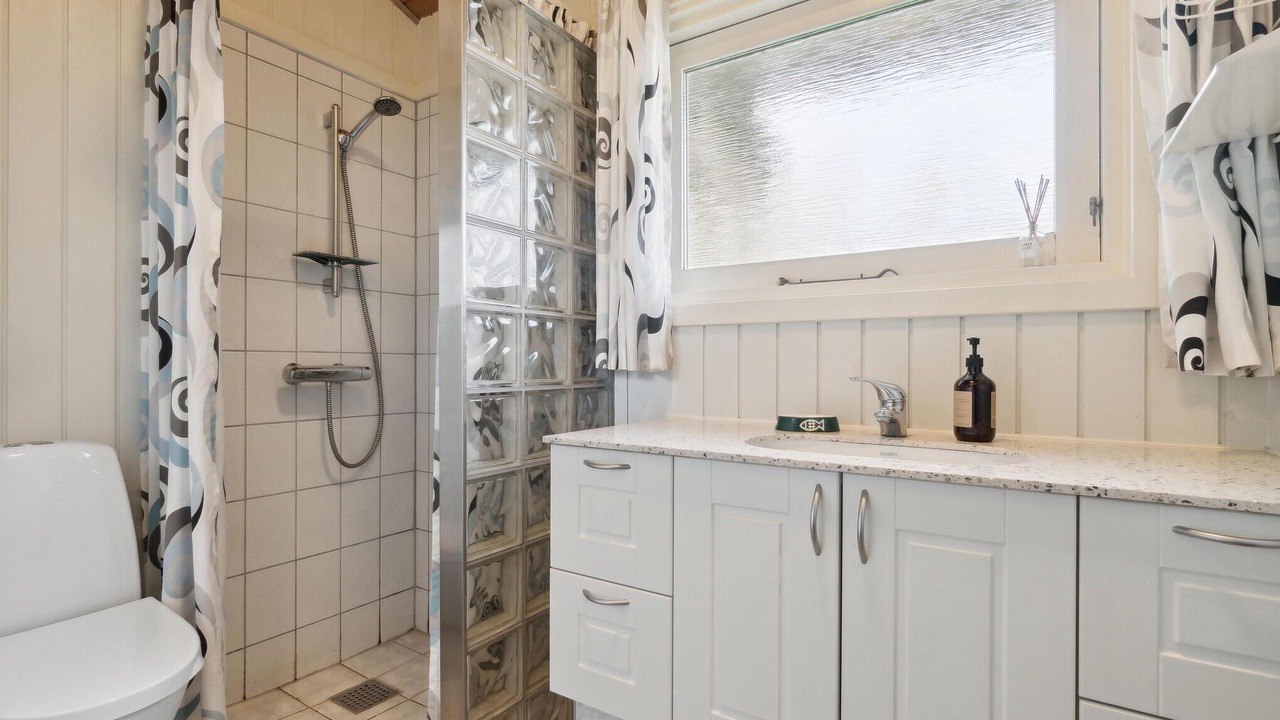 Photo of Bathroom in Vestervig