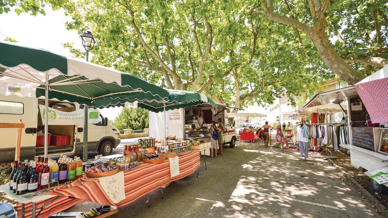 Photo of Others in Saint-Martin-de-Castillon