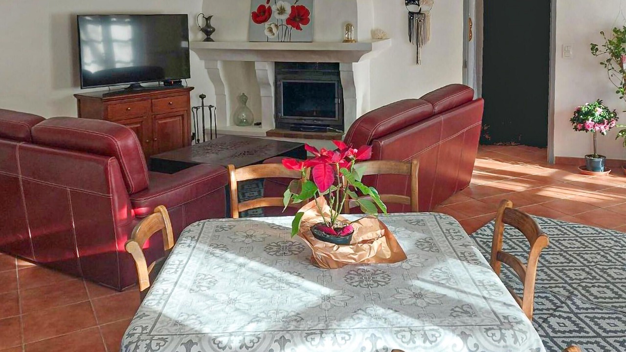 Photo of Bedroom in Saint-Martin-de-Castillon