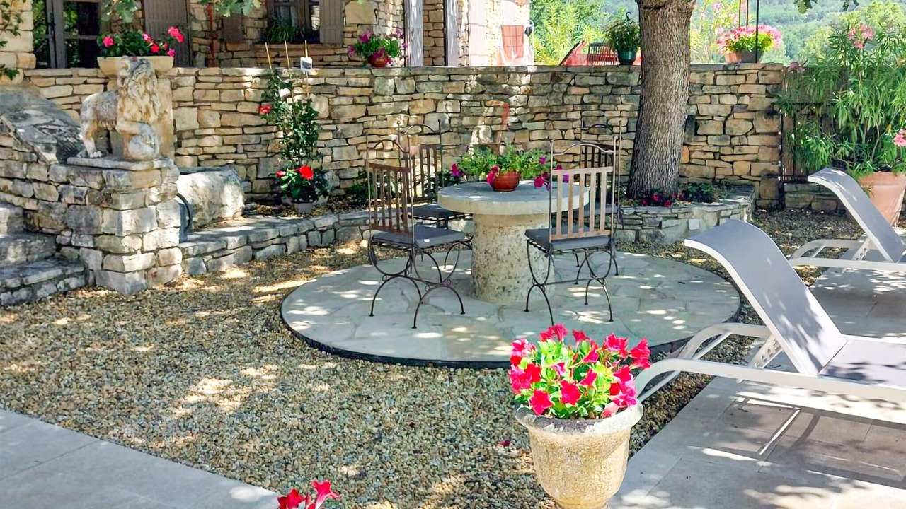 Photo of Others in Saint-Martin-de-Castillon