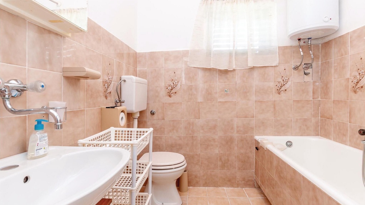 Photo of Bathroom in Raslina