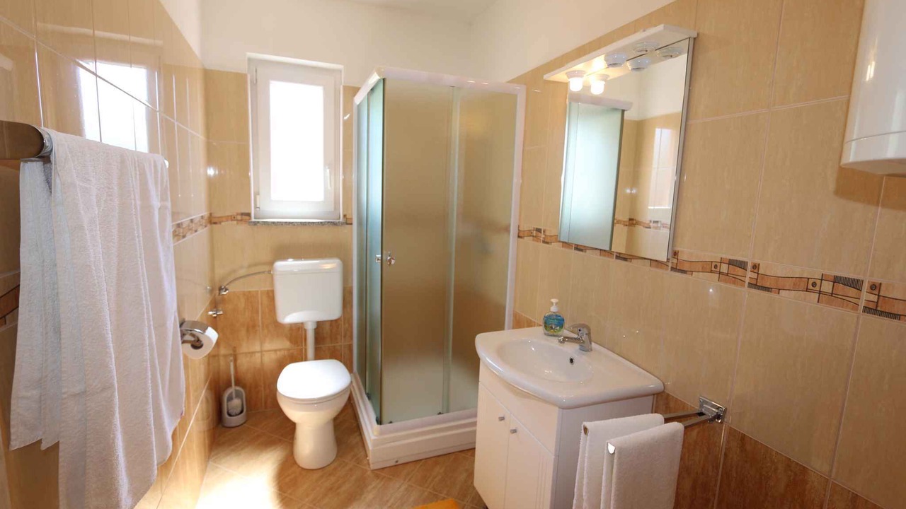 Photo of Bathroom in Silo