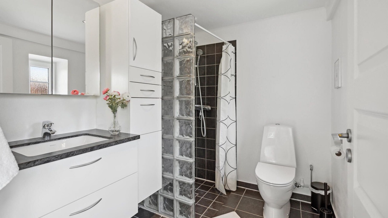 Photo of Bathroom in Sydals