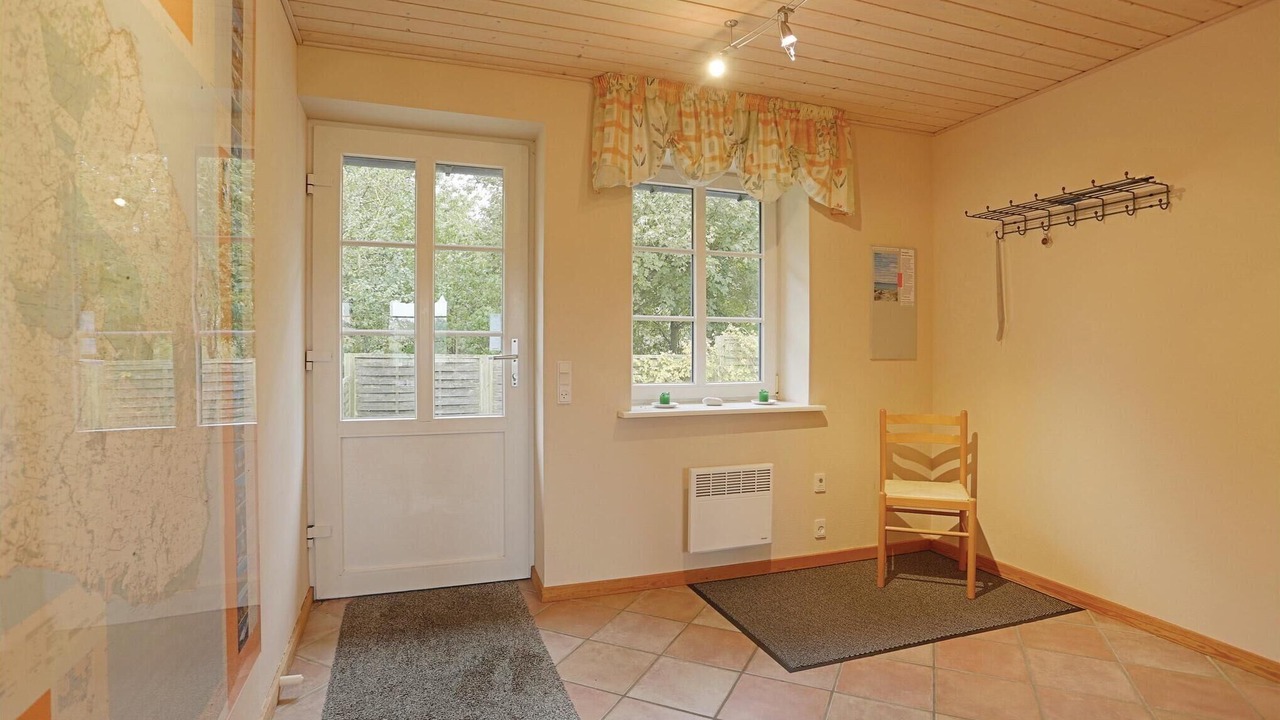 Photo of Others in Ronne