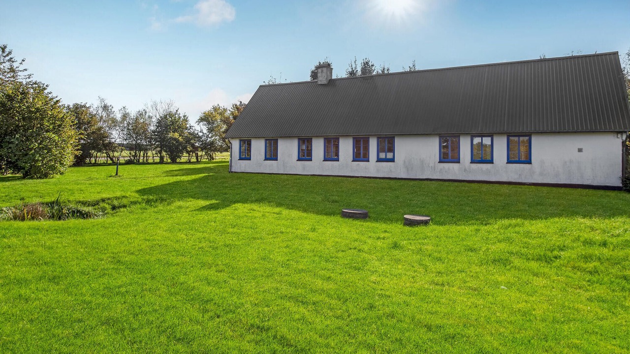 Photo of Others in Ronne