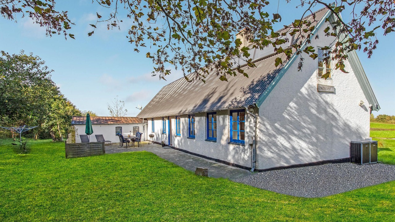 Photo of Others in Ronne