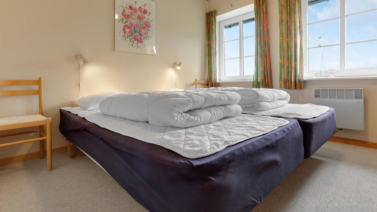 Photo of Others in Ronne