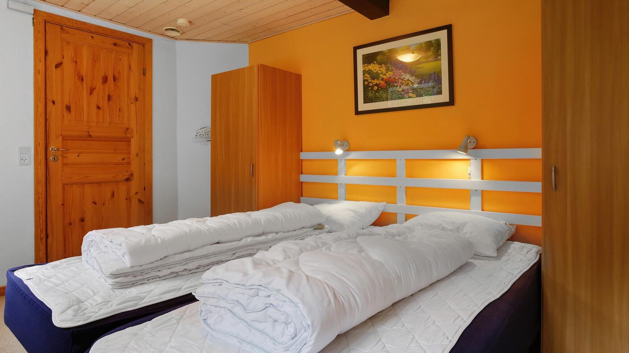 Photo of Others in Ronne