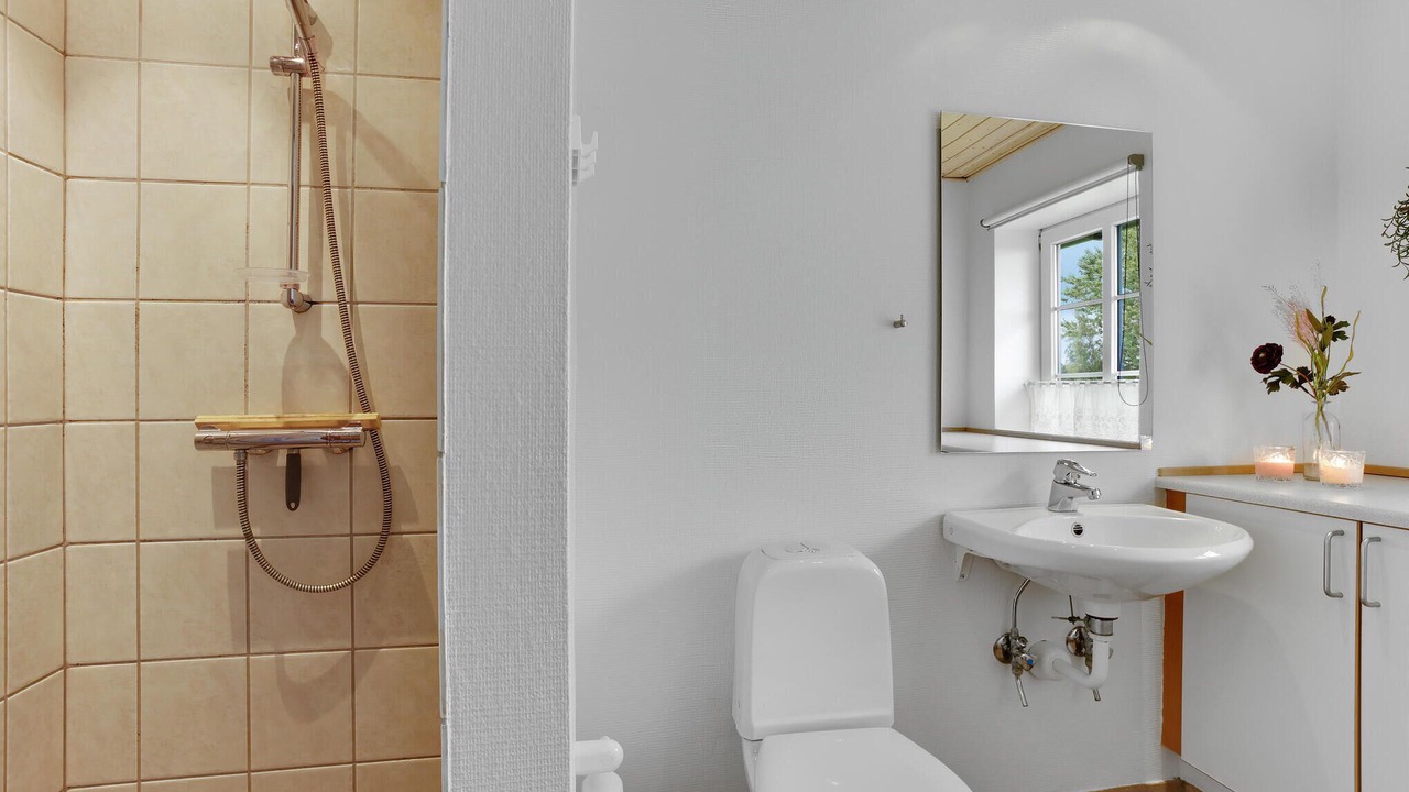 Photo of Bathroom in Ronne