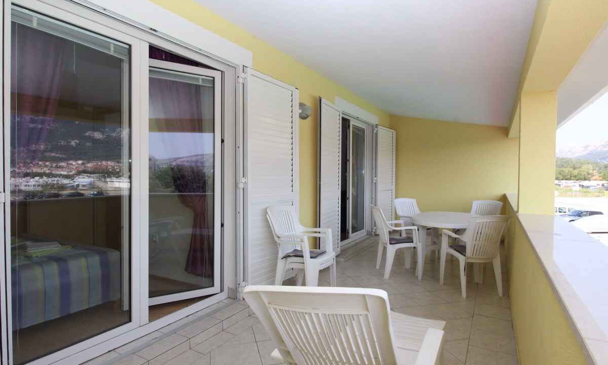 Photo of Patio Balcony in Baska
