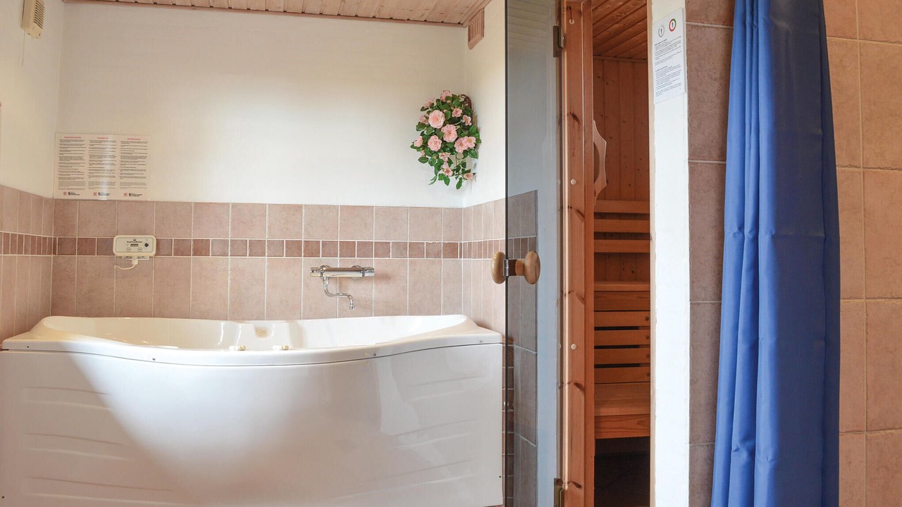 Photo of Bathroom in Nørre Lyngvig