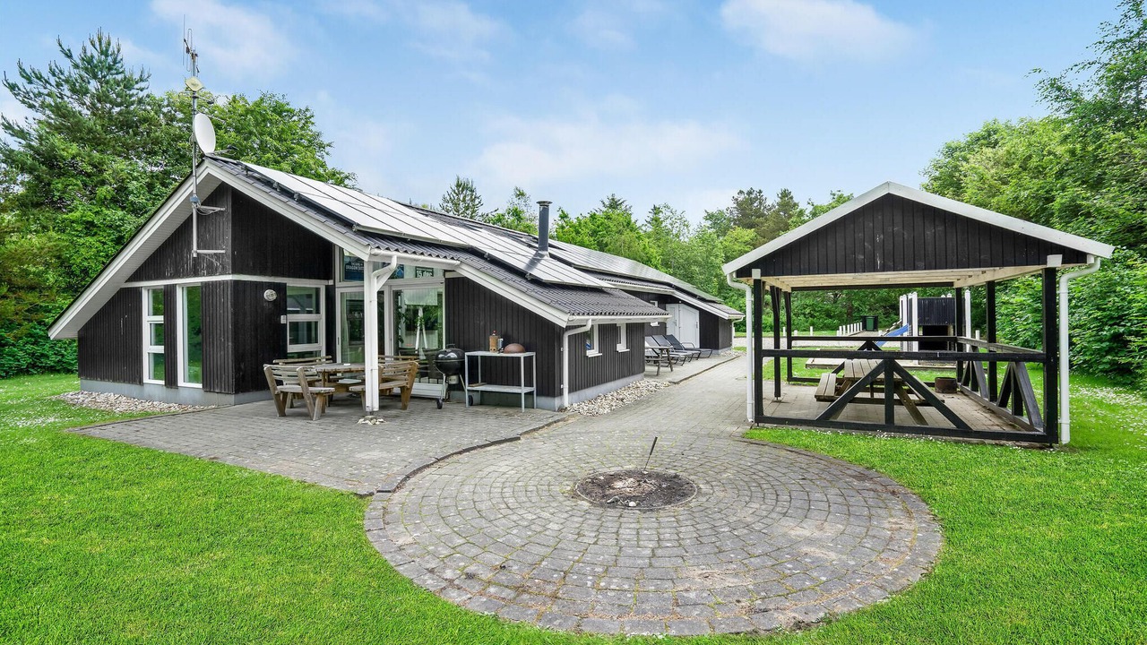 Photo of Outdoor in Jegum