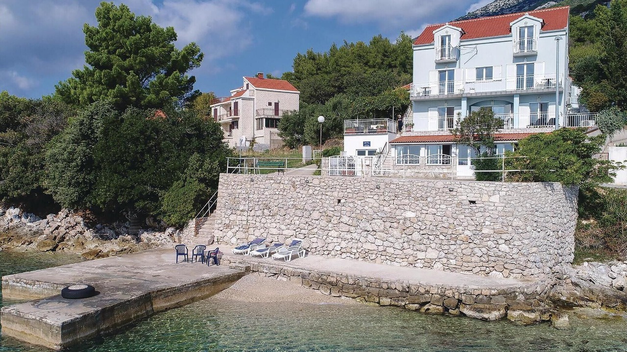 Photo of Others in Cove Tri Zala (Zrnovo)