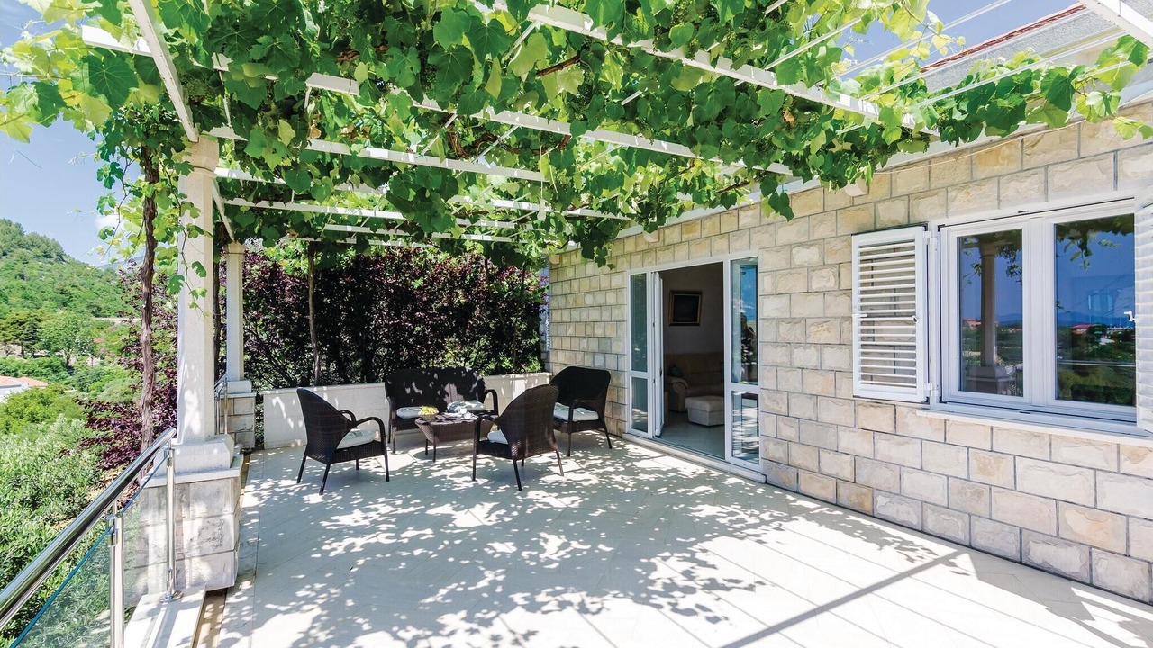 Photo of Outdoor in Orasac