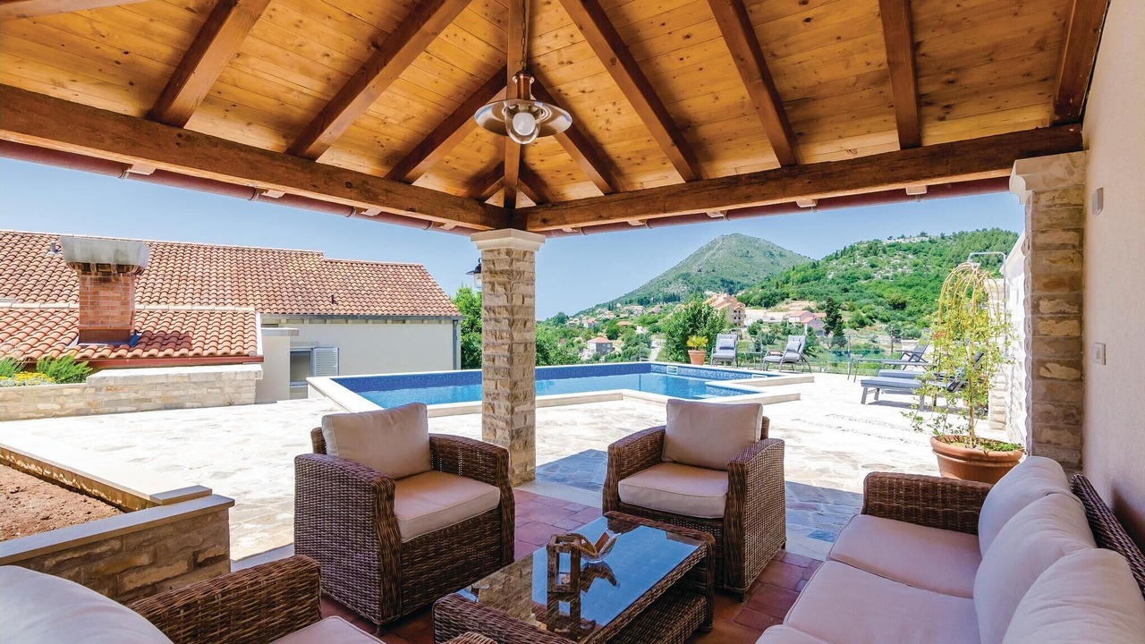 Photo of Outdoor in Orasac