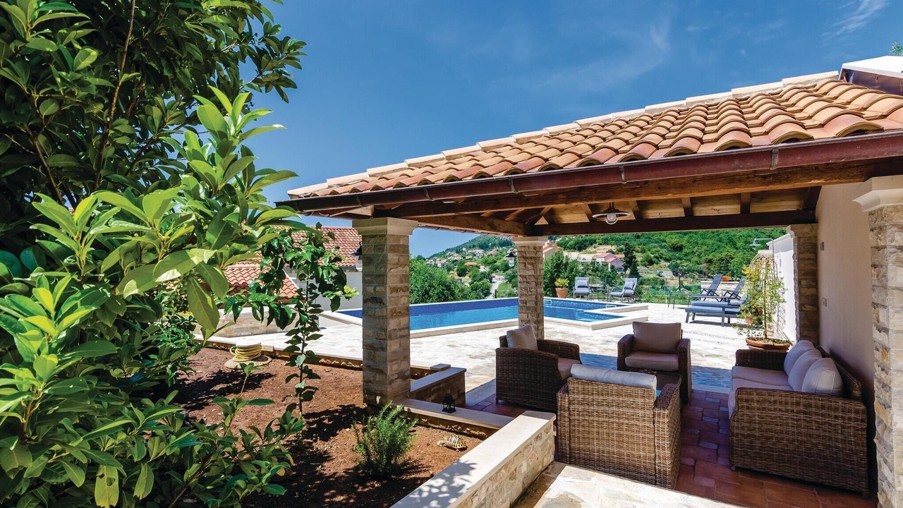 Photo of Outdoor in Orasac