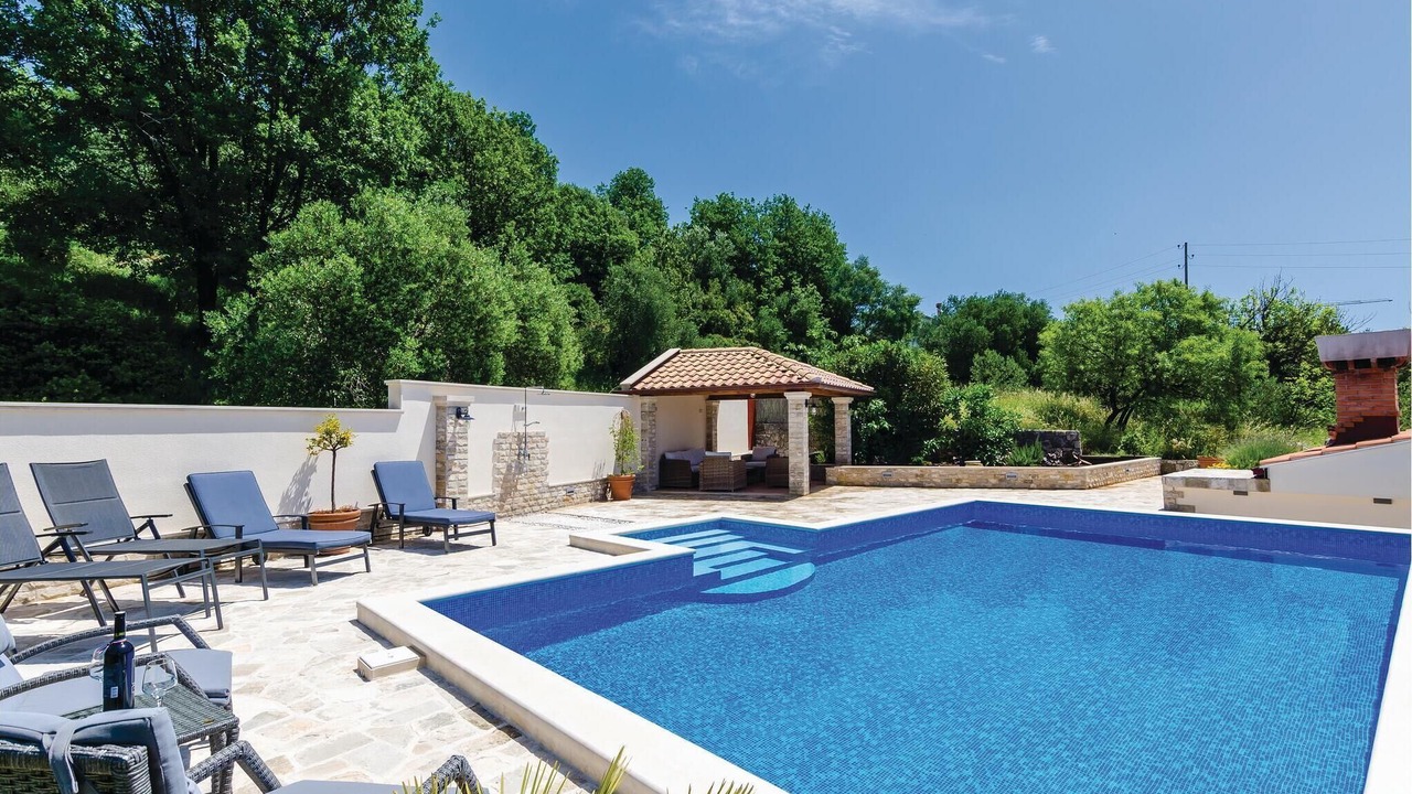 Photo of Outdoor in Orasac