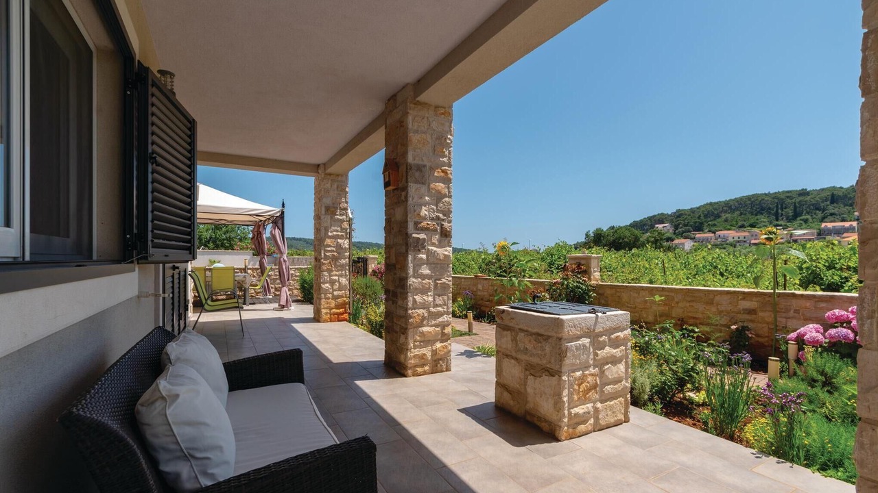 Photo of Patio Balcony in Lumbarda
