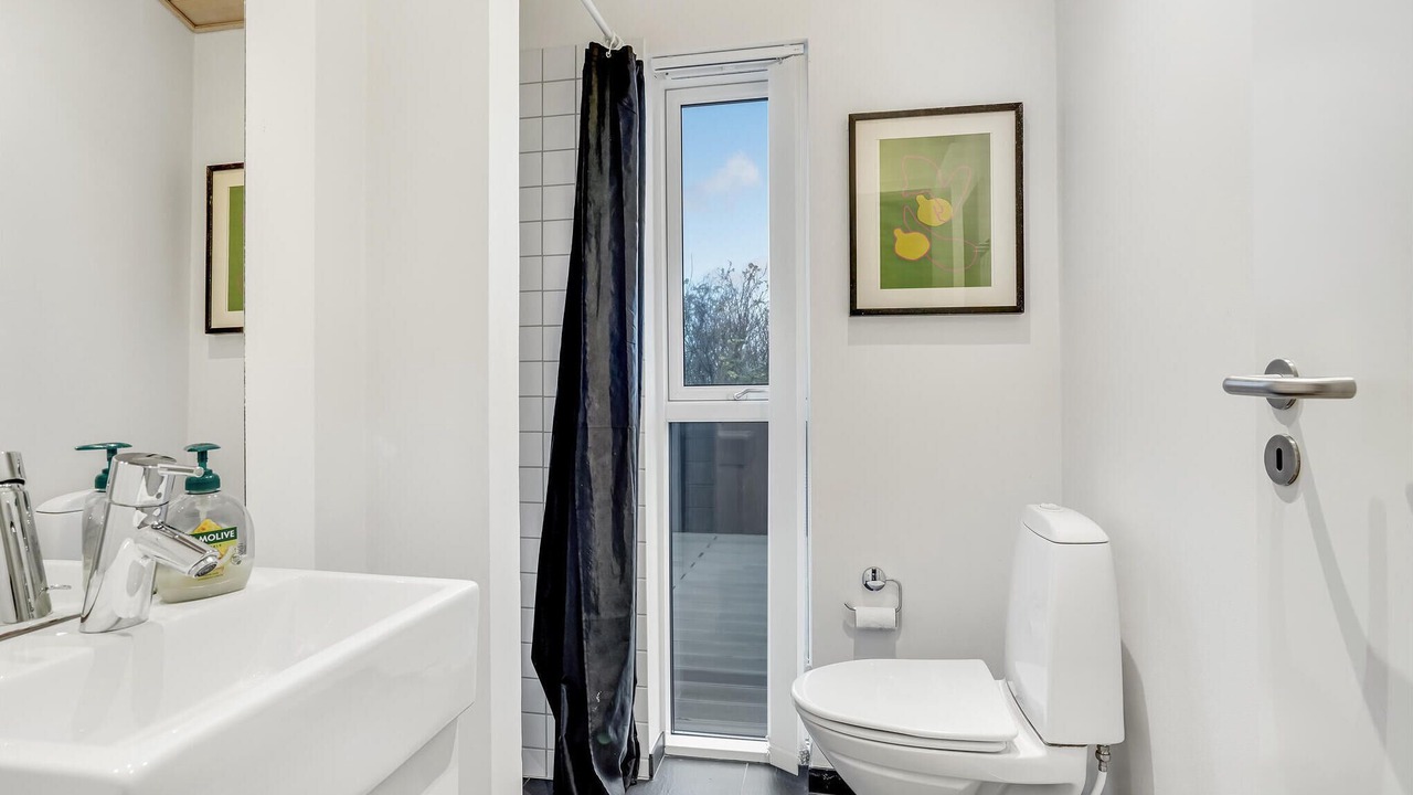 Photo of Bathroom in Lonstrup