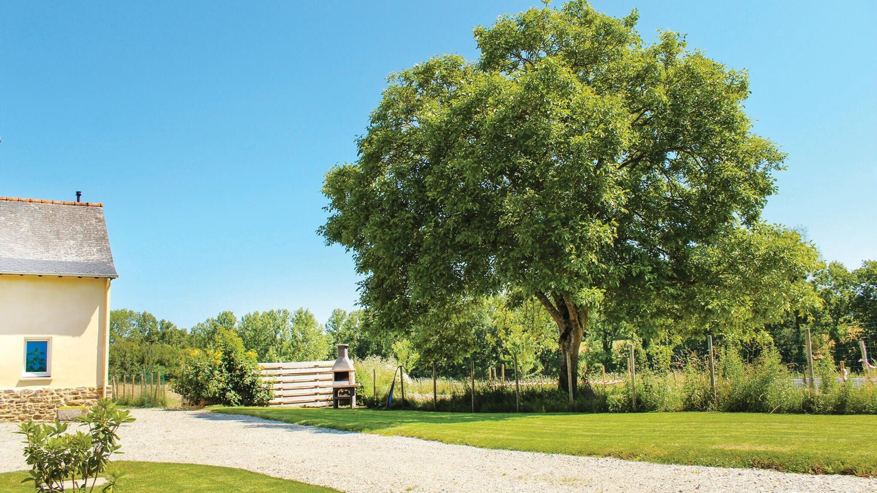 Photo of Outdoor in Dourdan