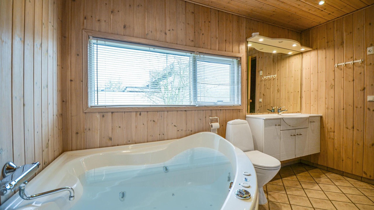 Photo of Bathroom in Elsegarde Strand