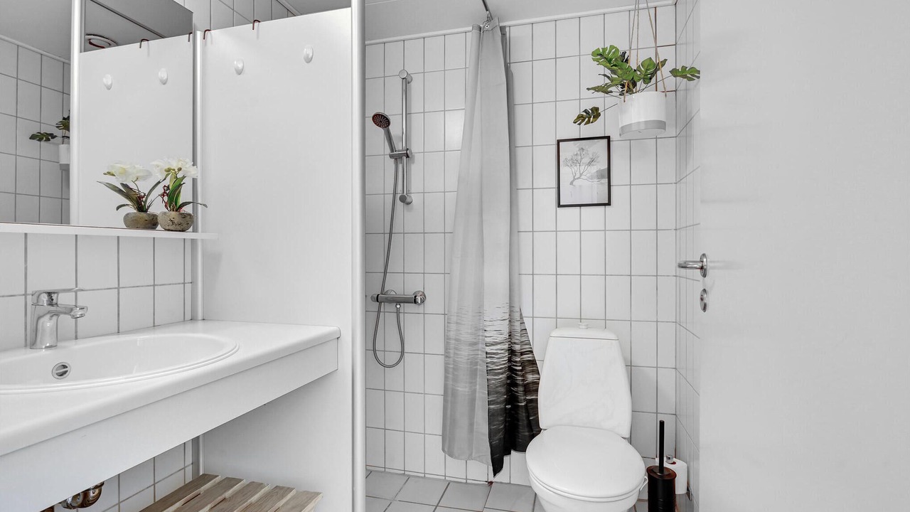 Photo of Bathroom in Rudkobing