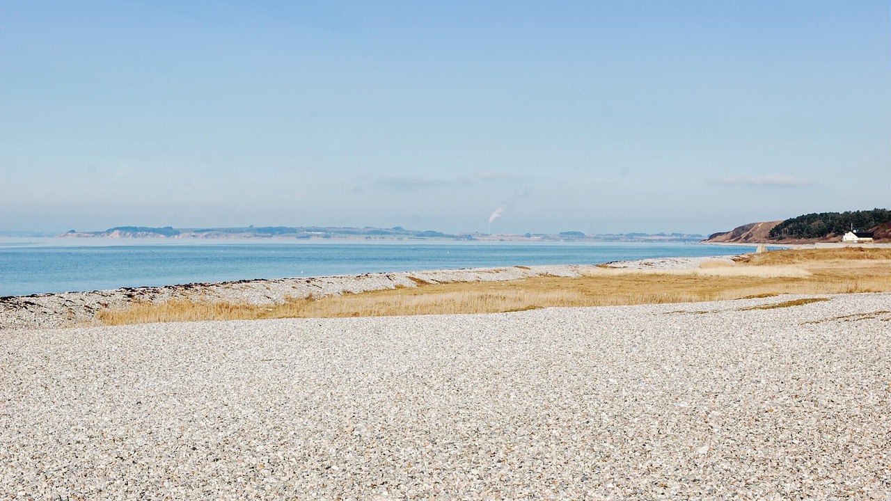 Photo of Others in Knebel