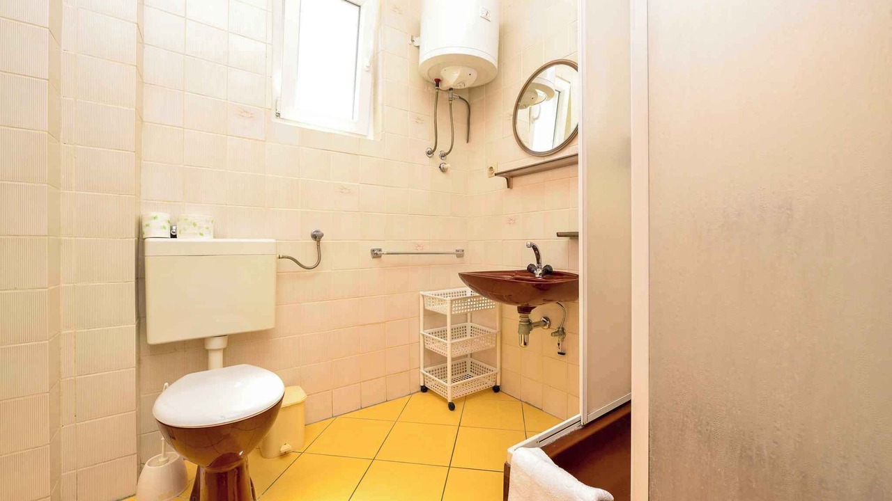 Photo of Bathroom in Kukljica