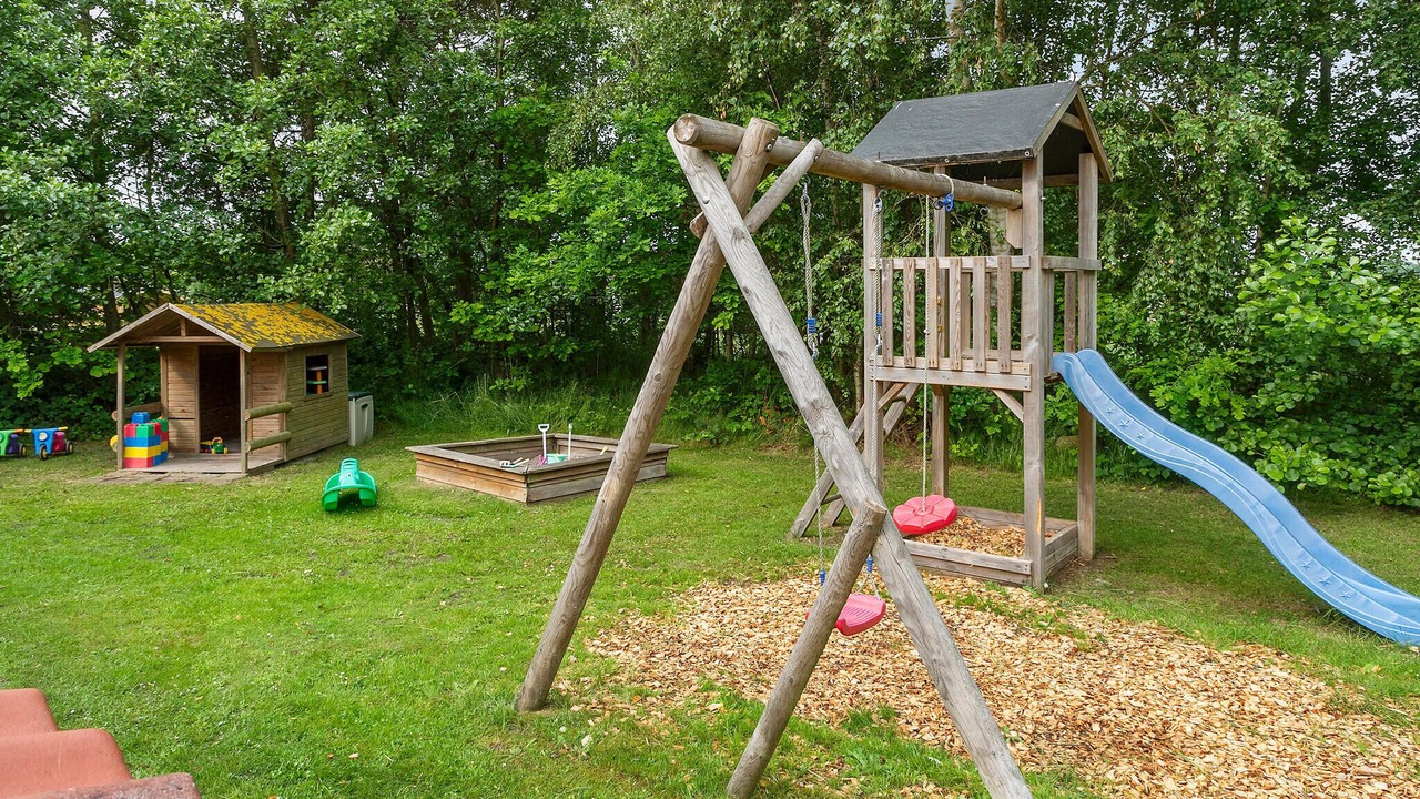 Photo of Others in Bøtø By