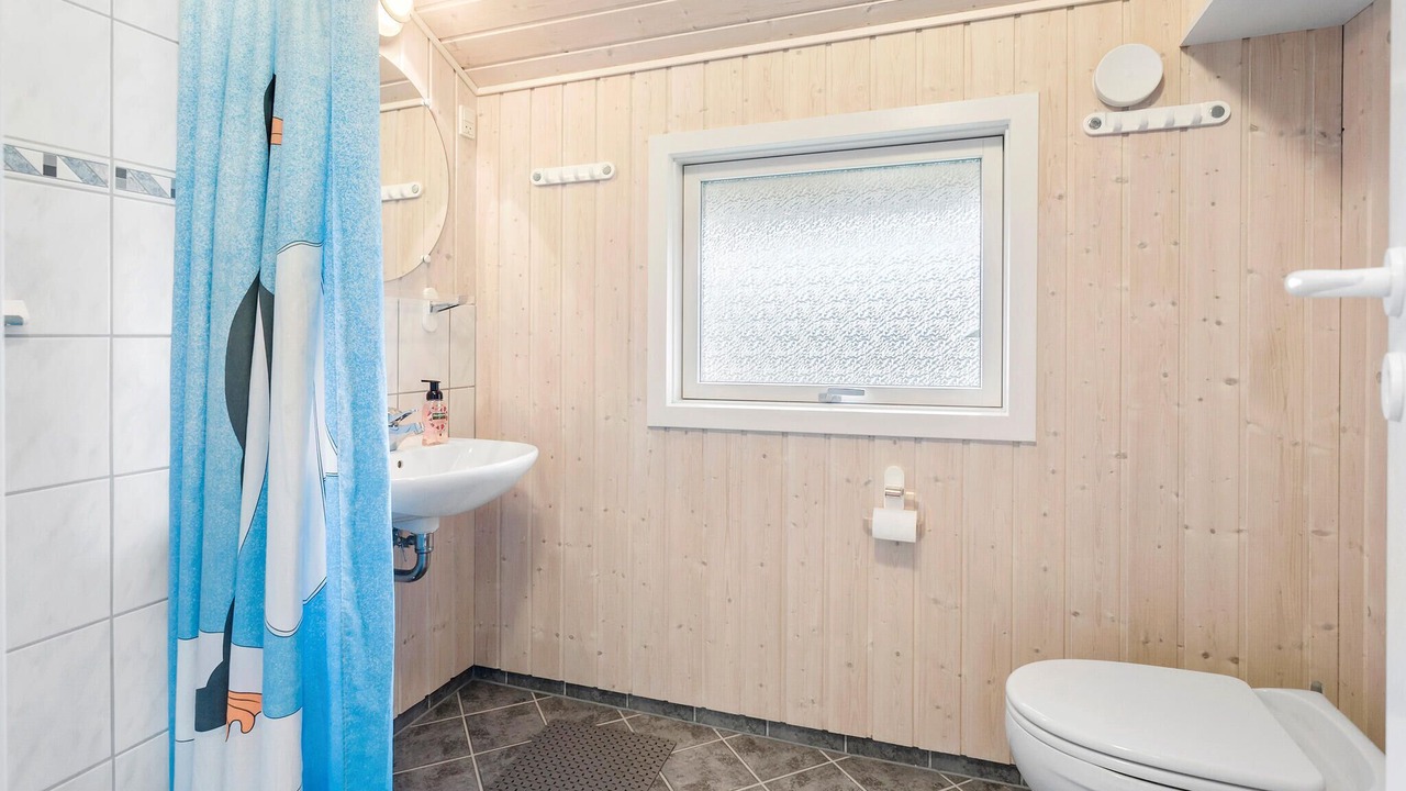 Photo of Bathroom in Dannemare