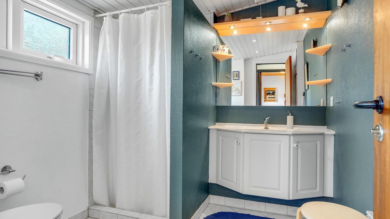Photo of Bathroom in Jerup