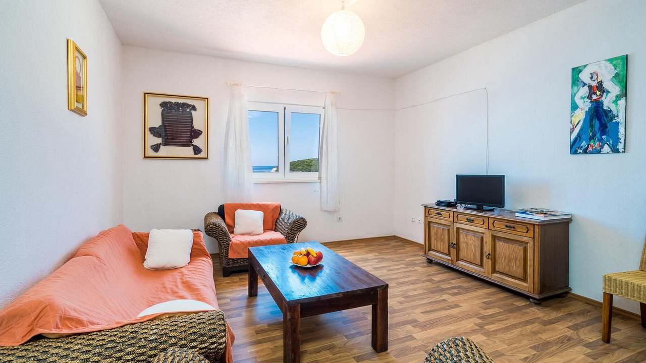 Photo of Bedroom in Molunat